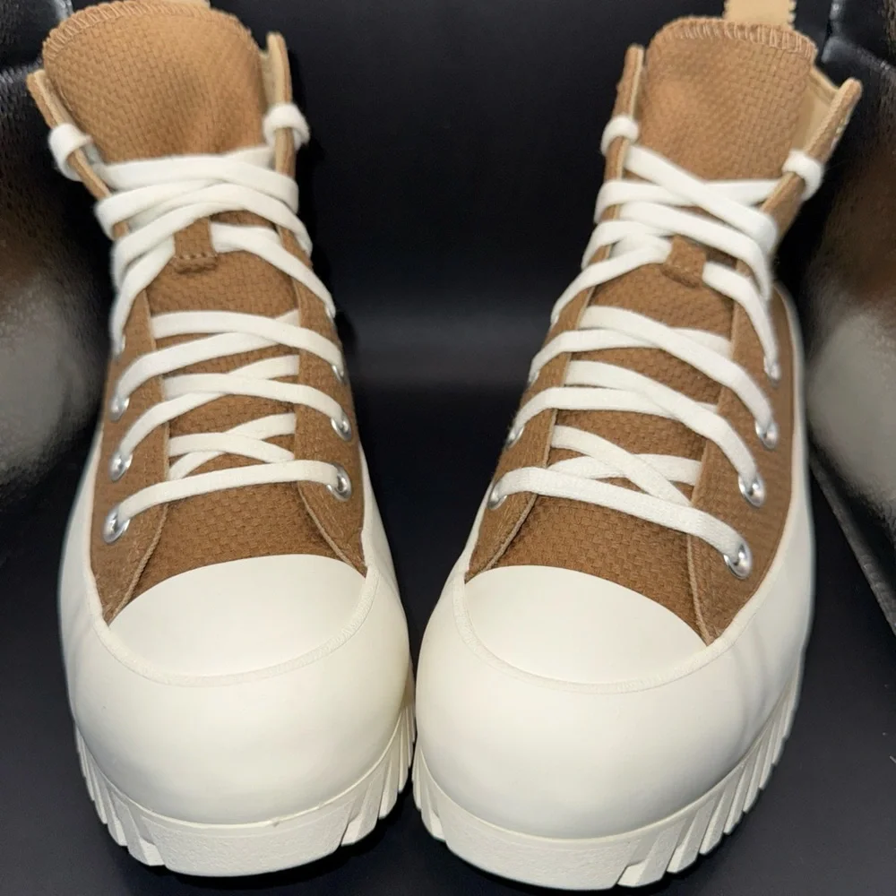 Size 8.5 - Converse Chuck Taylor All Star Lugged Platform 2.0 High Autumn, 9/10